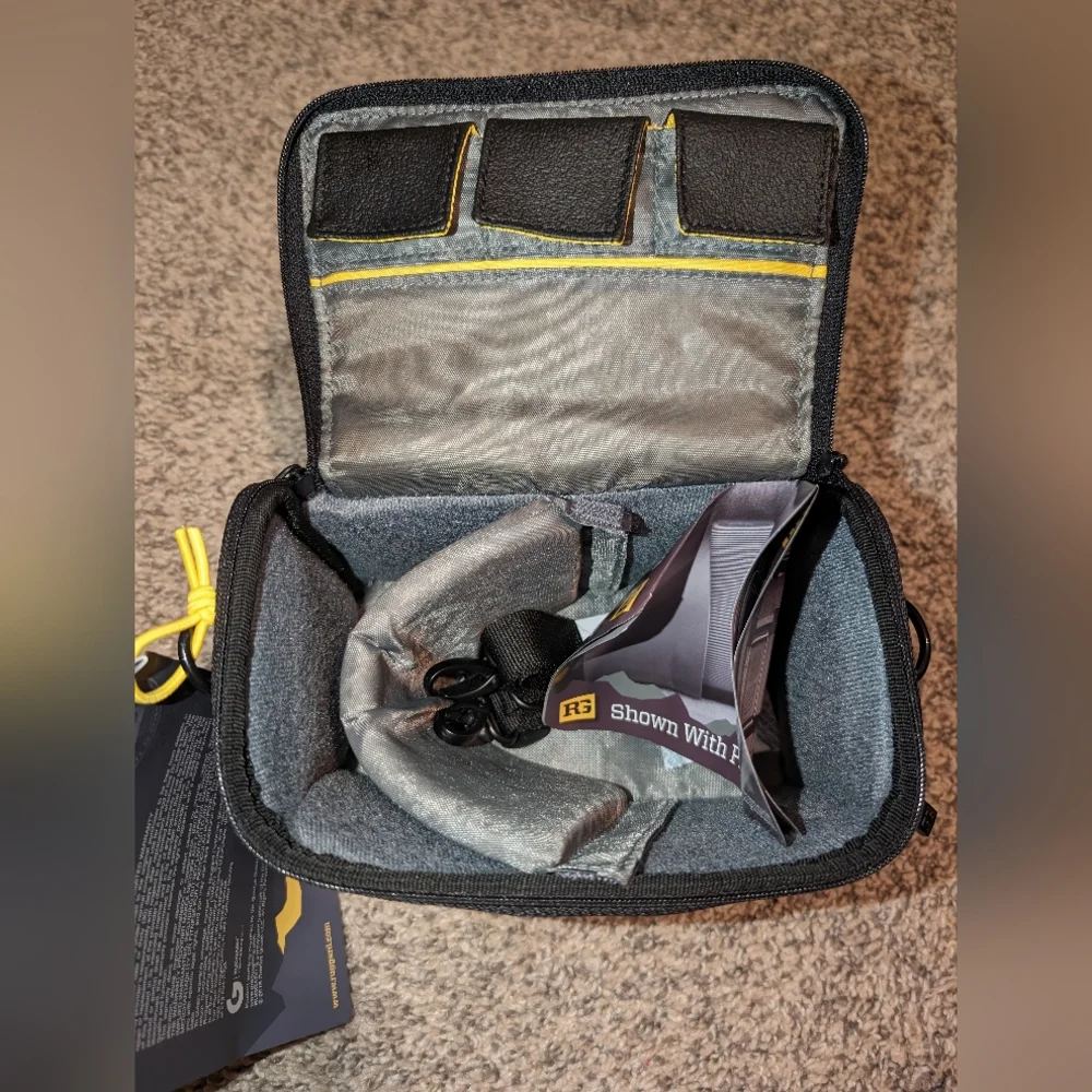NWT RG Ruggard Onyx 25 Camera Shoulder Bag